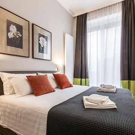 Duomo Terrace R&r ميلان